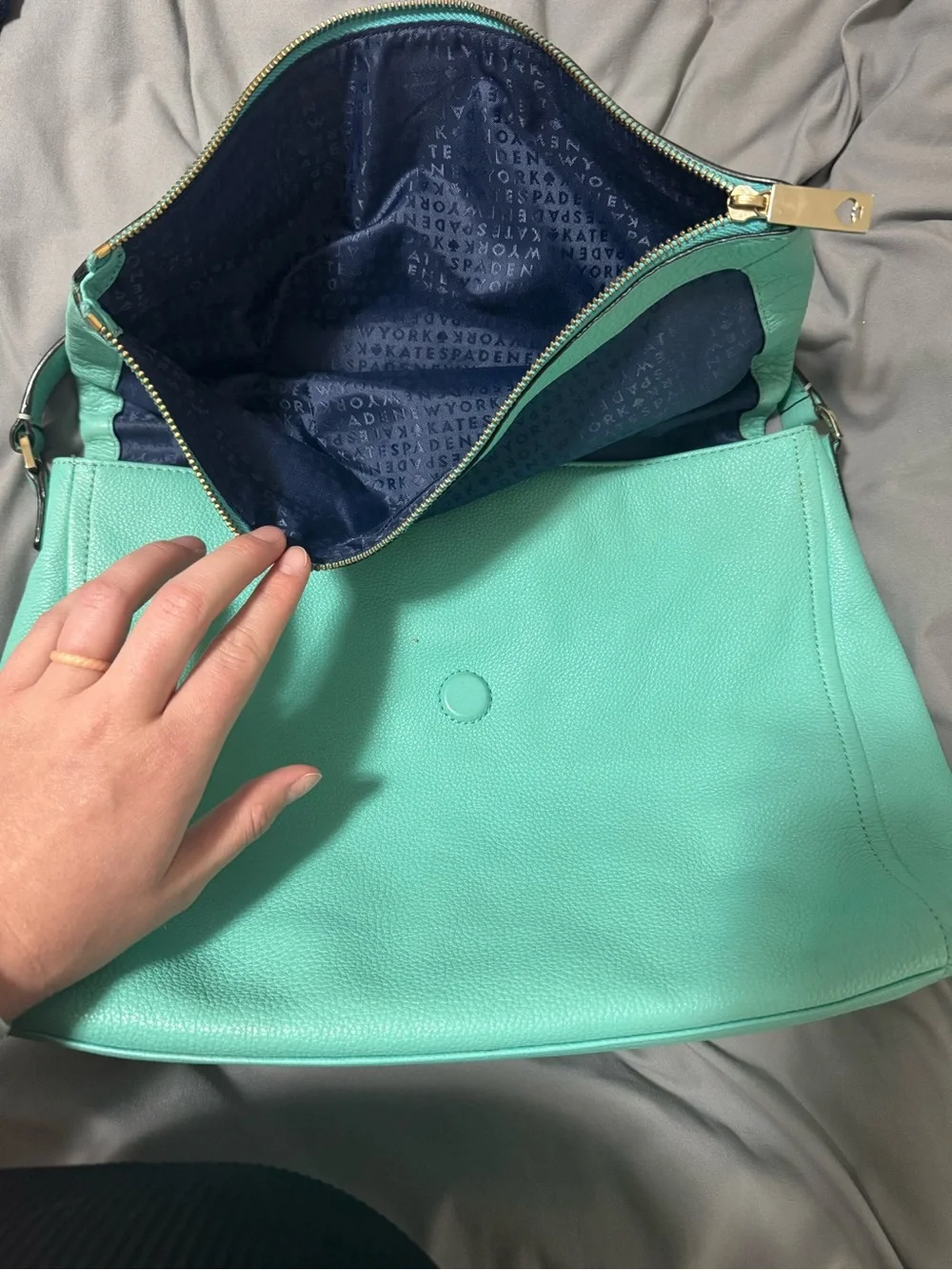 kate spade spacious shoulder